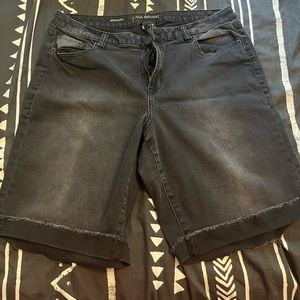 Black denim distressed Bermuda shorts
